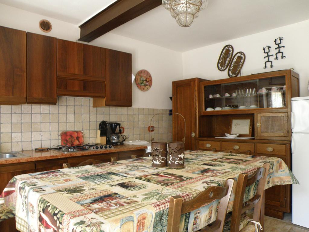 Ca' Spina: Sweet Home In Valpolicella SantʼAmbrogio di Valpolicella Habitación foto
