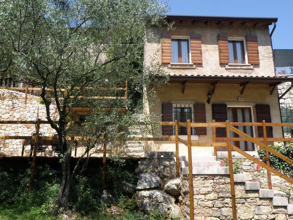 Ca' Spina: Sweet Home In Valpolicella SantʼAmbrogio di Valpolicella Habitación foto